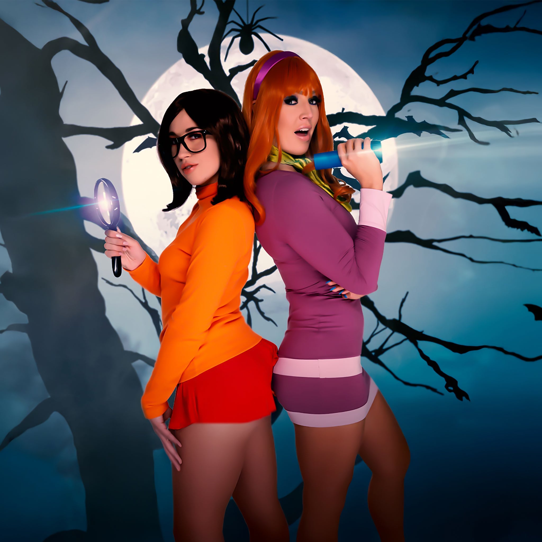 Velma and Daphne cosplay — The Citizen Archive